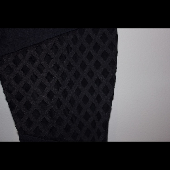 SOLOW diamond mesh leggings - Picture 3 of 4